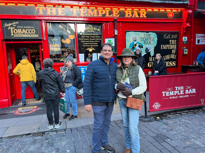Famous Temple Bar in Dublin